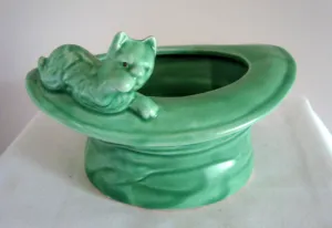 1930s SylvaC Model 165 'Cat On Top Hat' Posy Vase