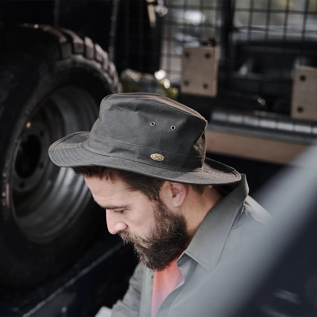 Caledonia Waxed Hat by Hoggs of Fife