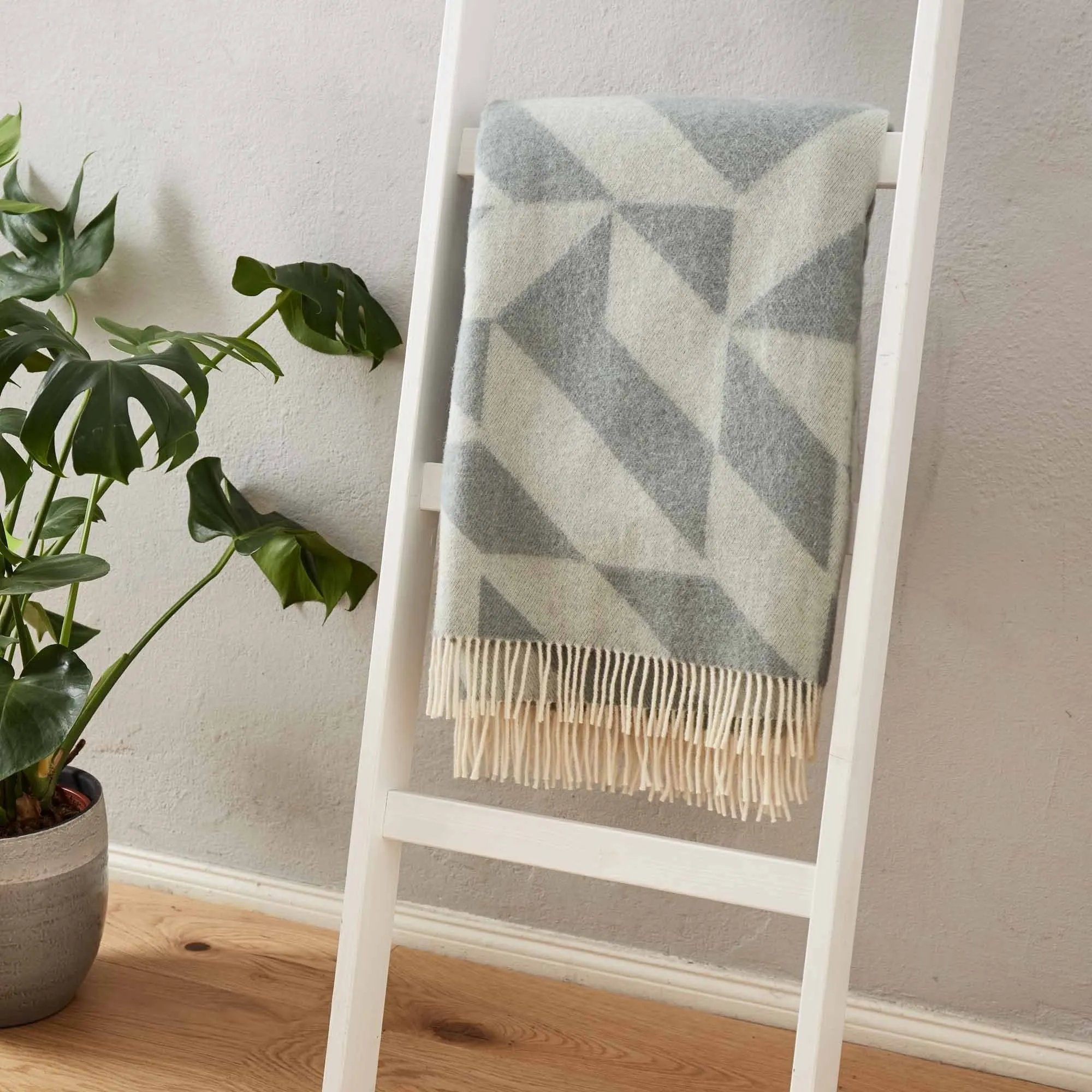 Farum Merino Blanket [Grey blue/Cream]