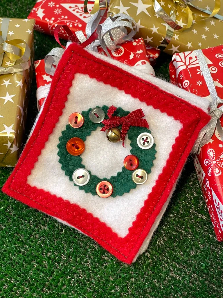 Felt Hanging Christmas Card Decoration Sewing Kit