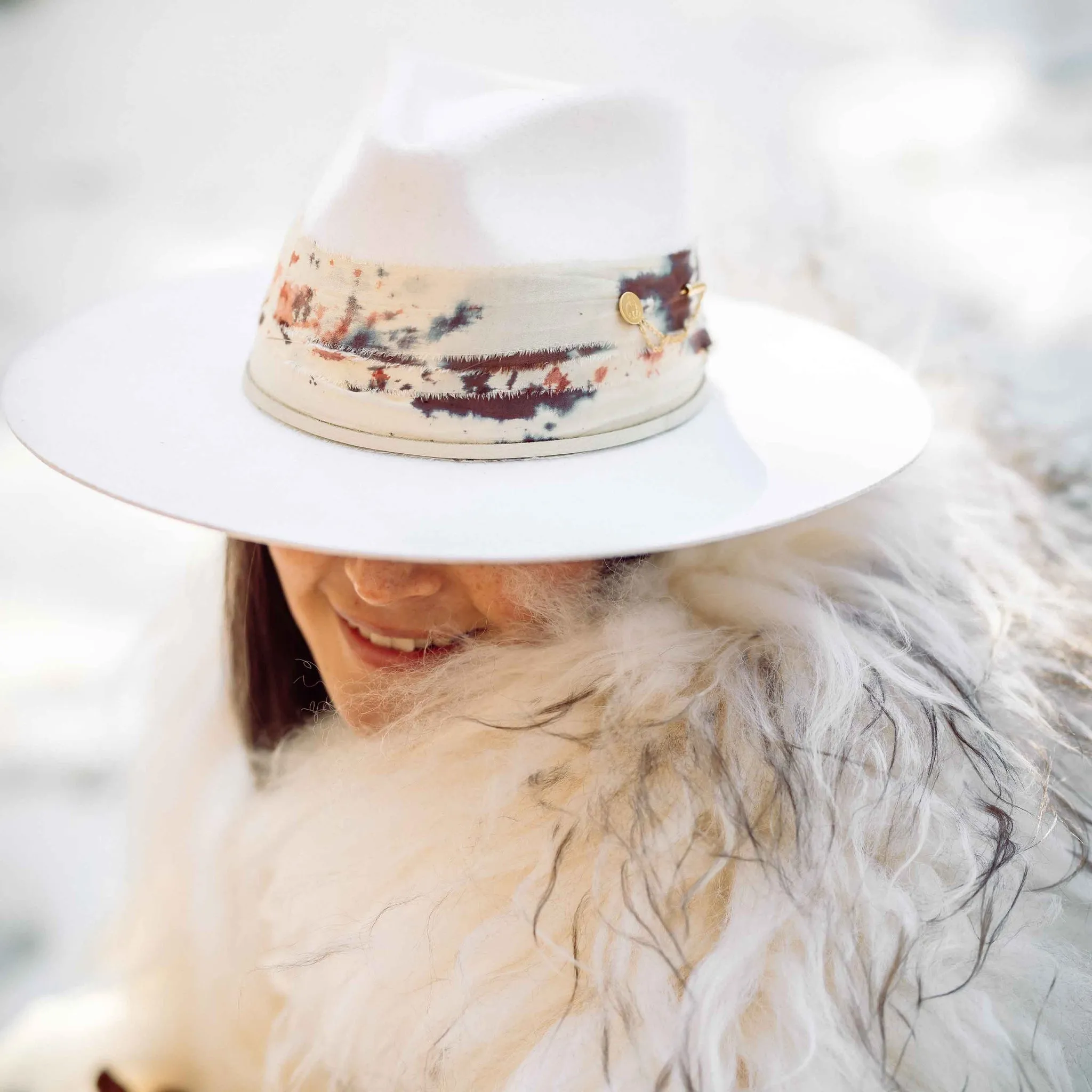 Freya - Begonia Hat in White