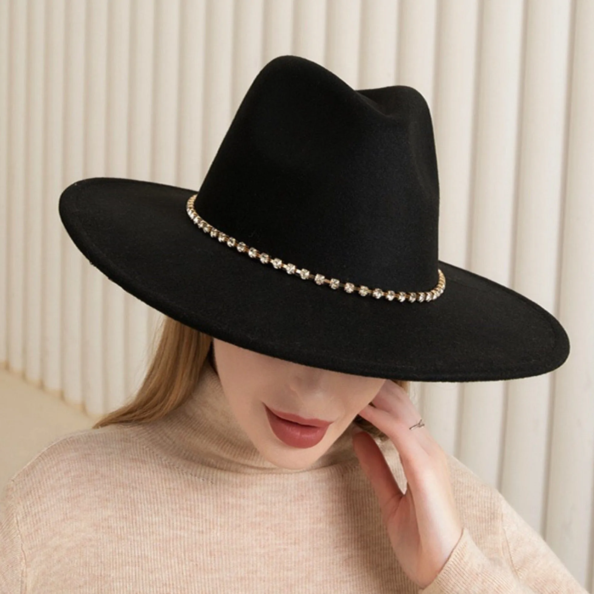 H3361 Megan Crystal Band Felt Fedora Hat