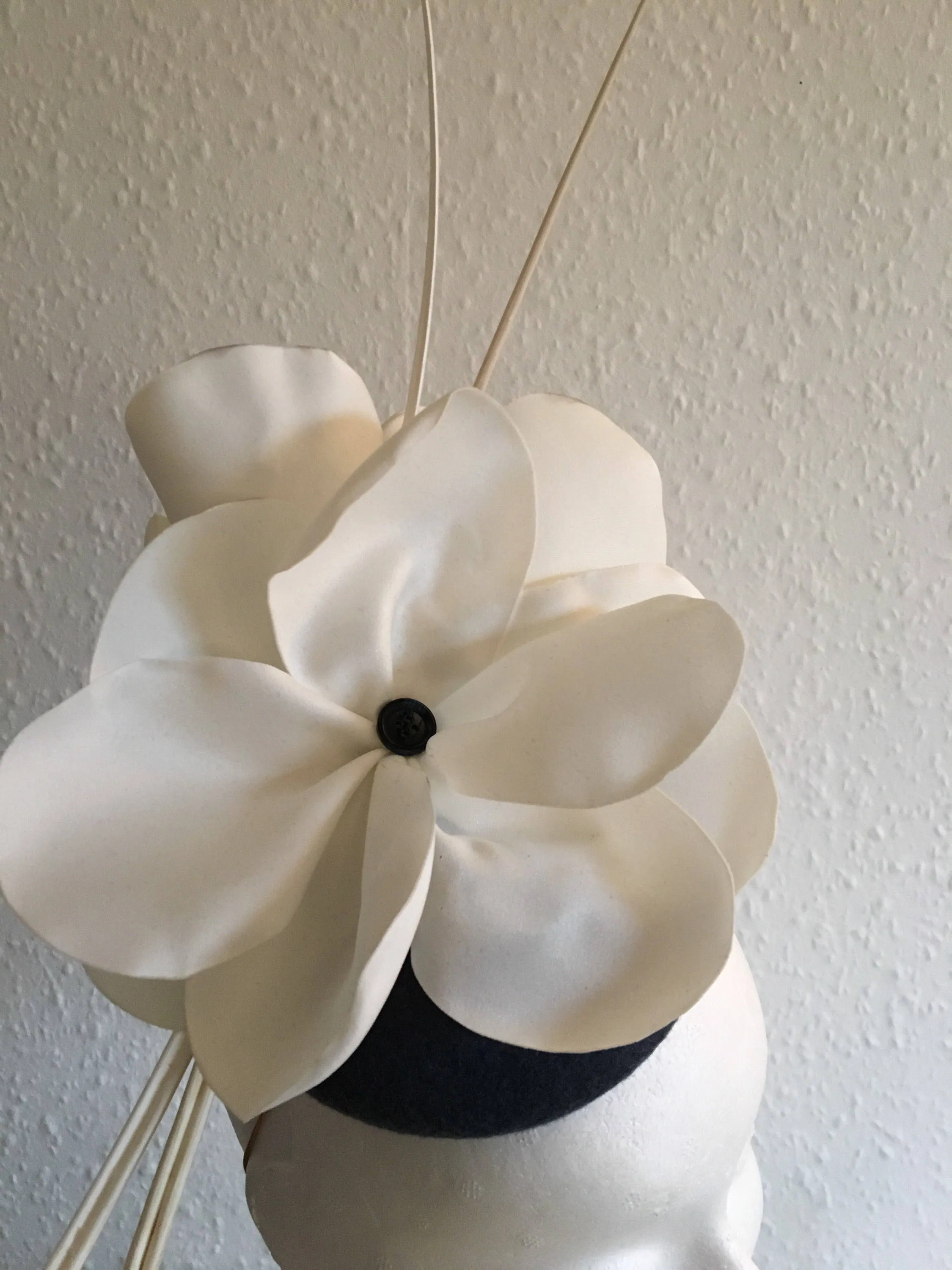 Karina Fascinator