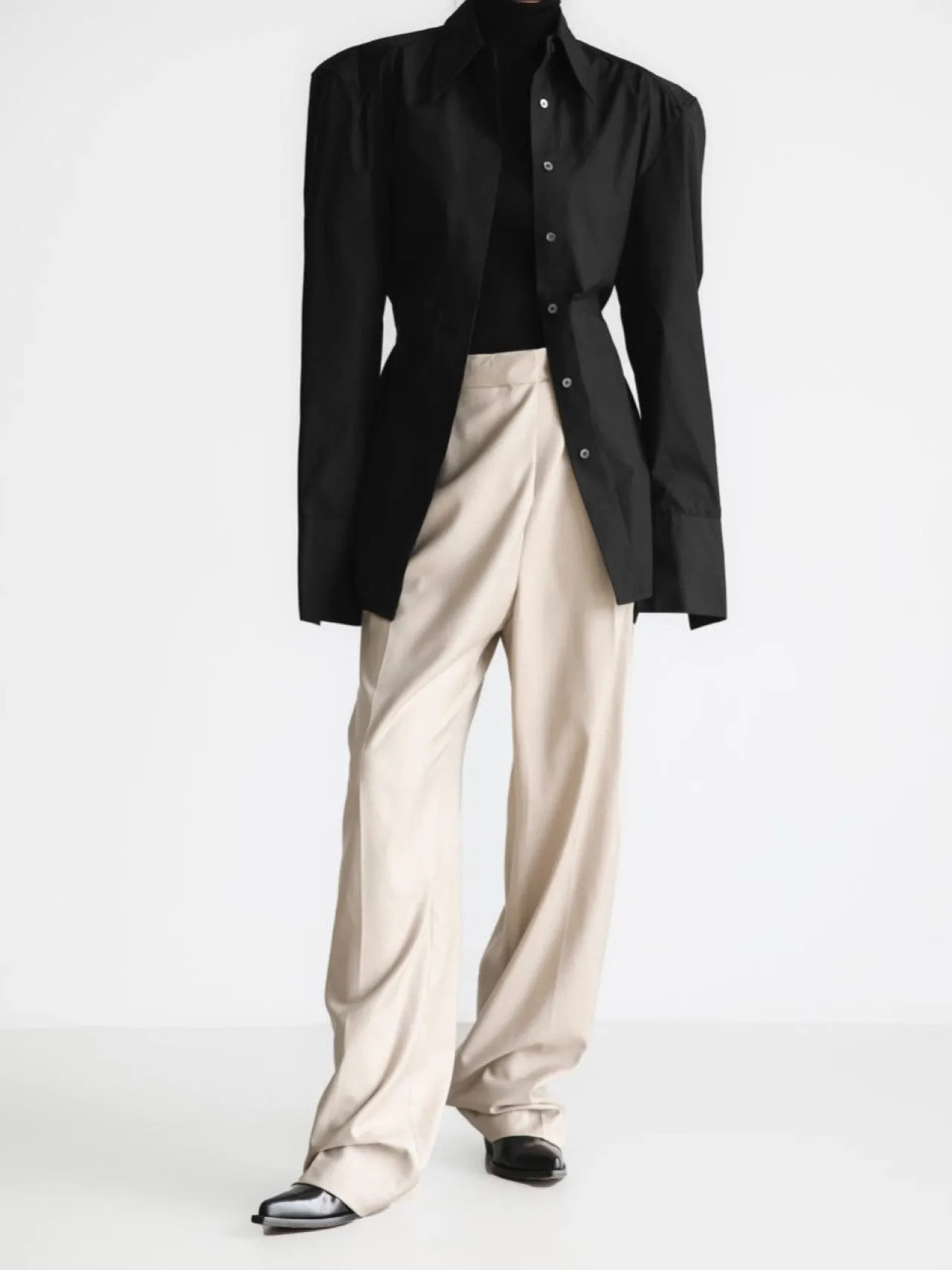 UNBALANCED FLY HIGH RISE WIDE TROUSERS