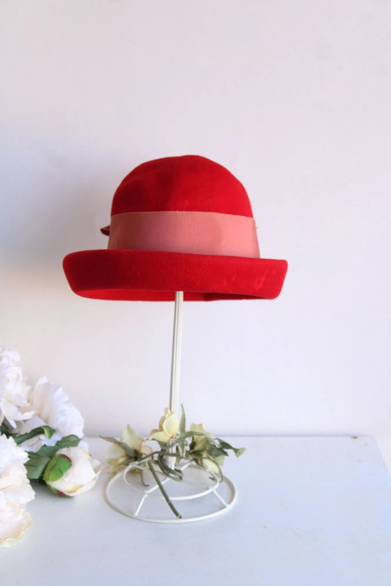 Vintage 1960s Milbrae Red Wool Bucket Hat with Grosgrain Ribbon Bow