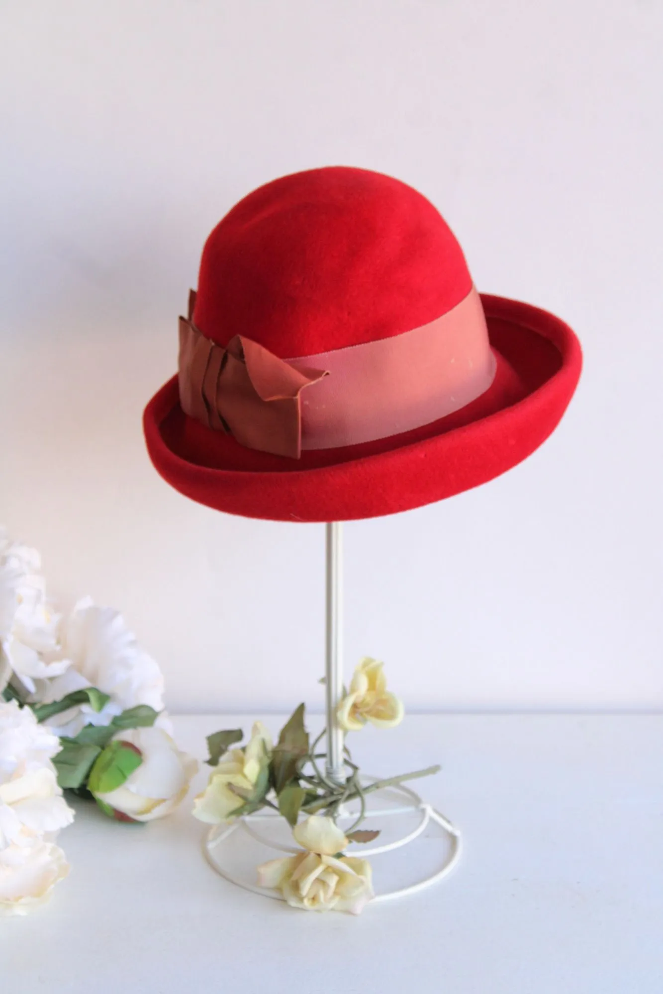 Vintage 1960s Milbrae Red Wool Bucket Hat with Grosgrain Ribbon Bow