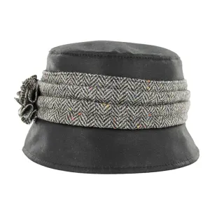 Waxed Cotton Hat: Black