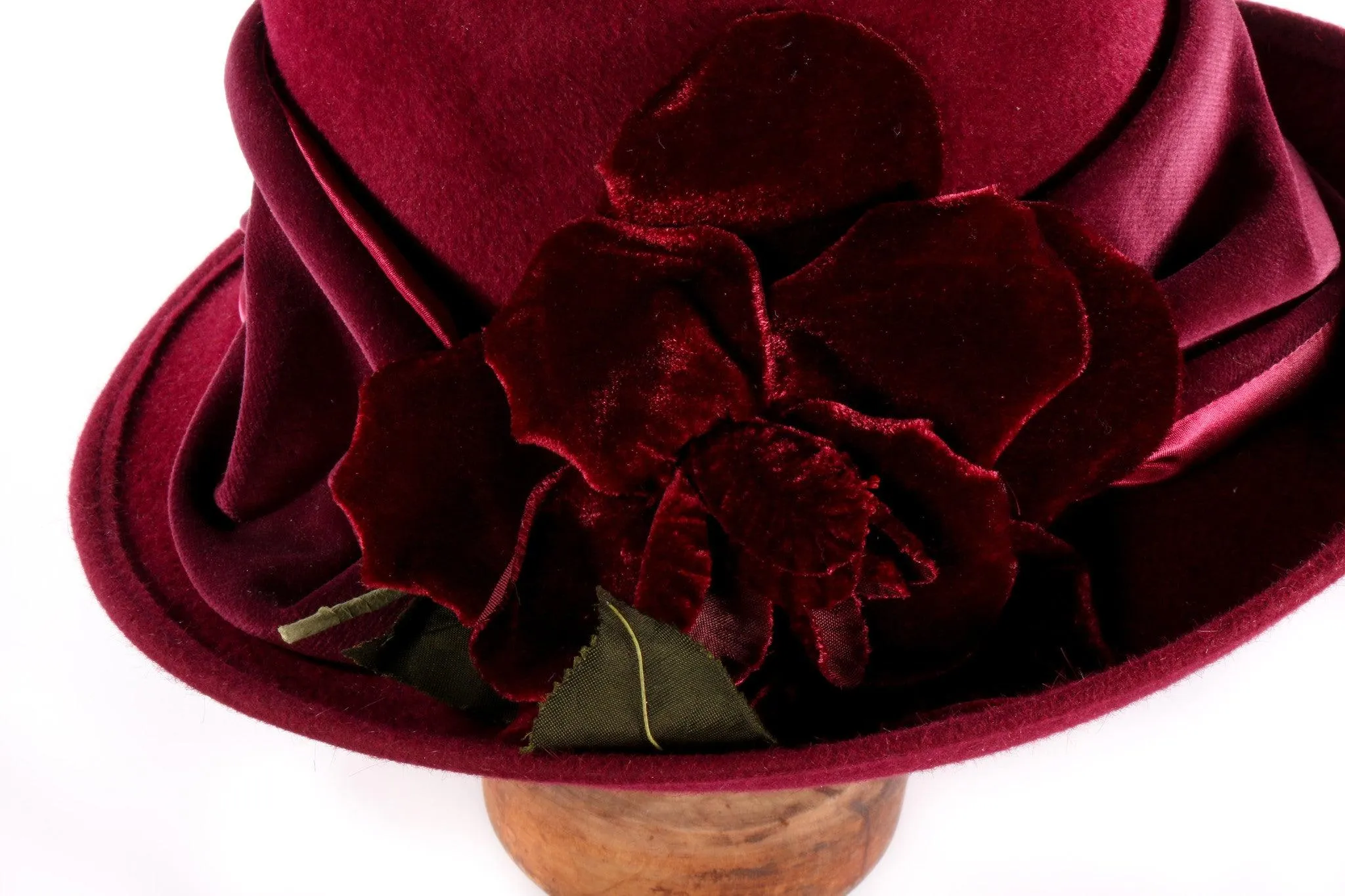 Whiteley Deep Red/Maroon Felt Hat with Velvet Flower 54cm